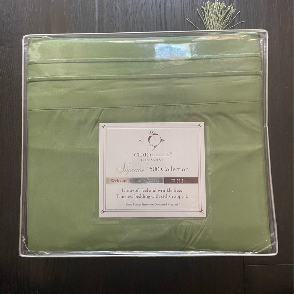 Full size sheets- Clara Clark, Calla Green